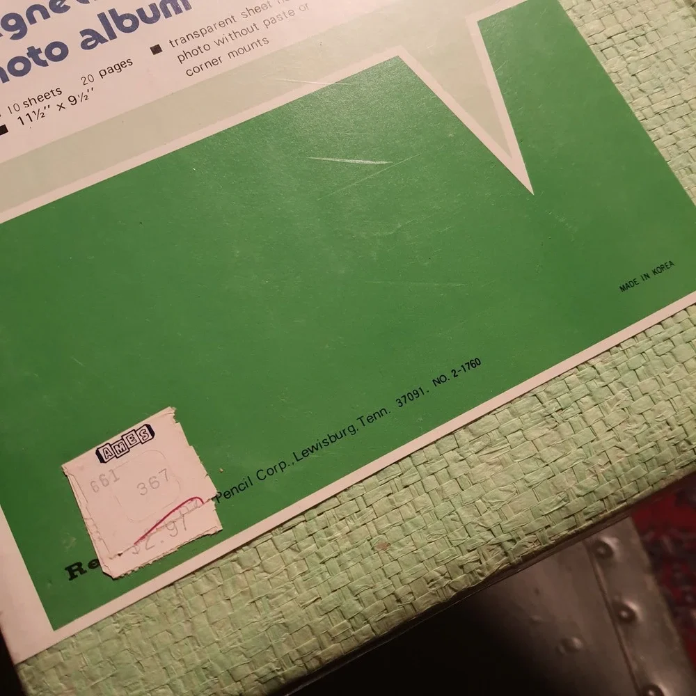 Vintage 60s Reliance Magnetic Photo Album
